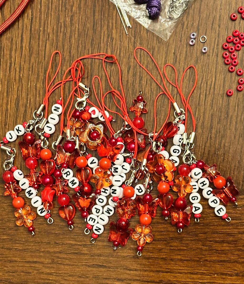 BTS Concert Freebies Pack - 'BIAS' Bling Red ARMY Bomb Charms (Pack of 15)