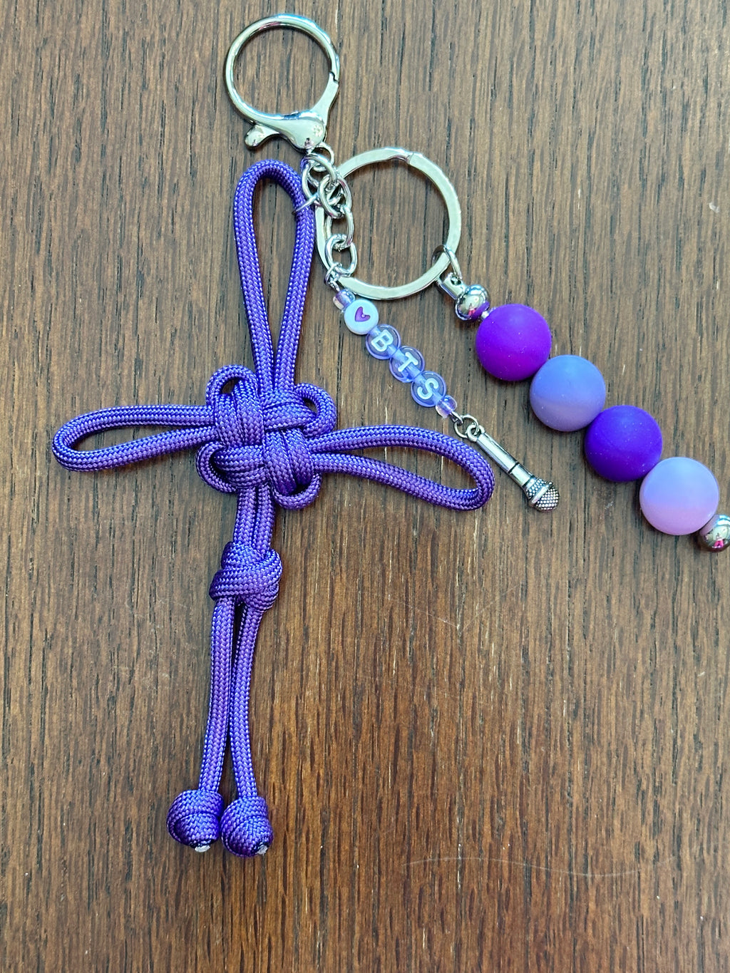 Dongsimgyol Knot, featuring stacked silicone beads - your choice of 'BTS" or Bias - RM, Jin, Suga, J-Hope, Jimin, V, JK. Microphone charm featured here, as one of your choices.